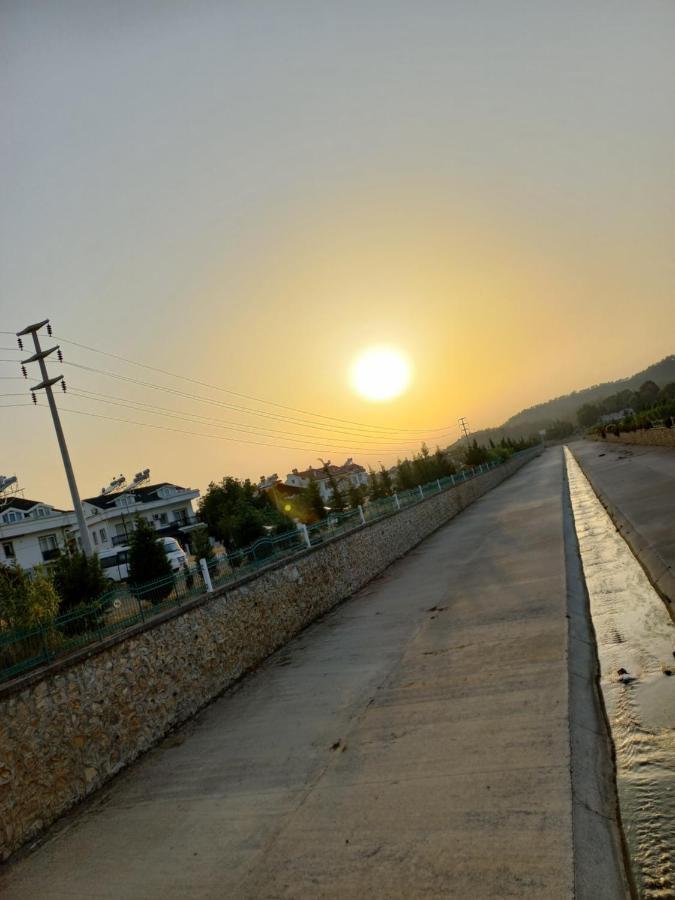Adventurous Local Hostel フェティエ エクステリア 写真